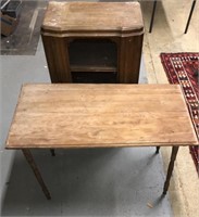 Primitive folding table and small cabinet