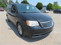 2014 CHRYSLER TOWN & COUNTRY 253211 KMS