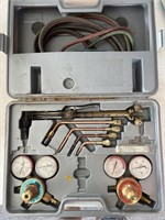 Oxy-Acetylene Torch Kit in Case (unknown working