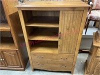 Multi-use cabinet w/shelves & drawers 37in x 54in
