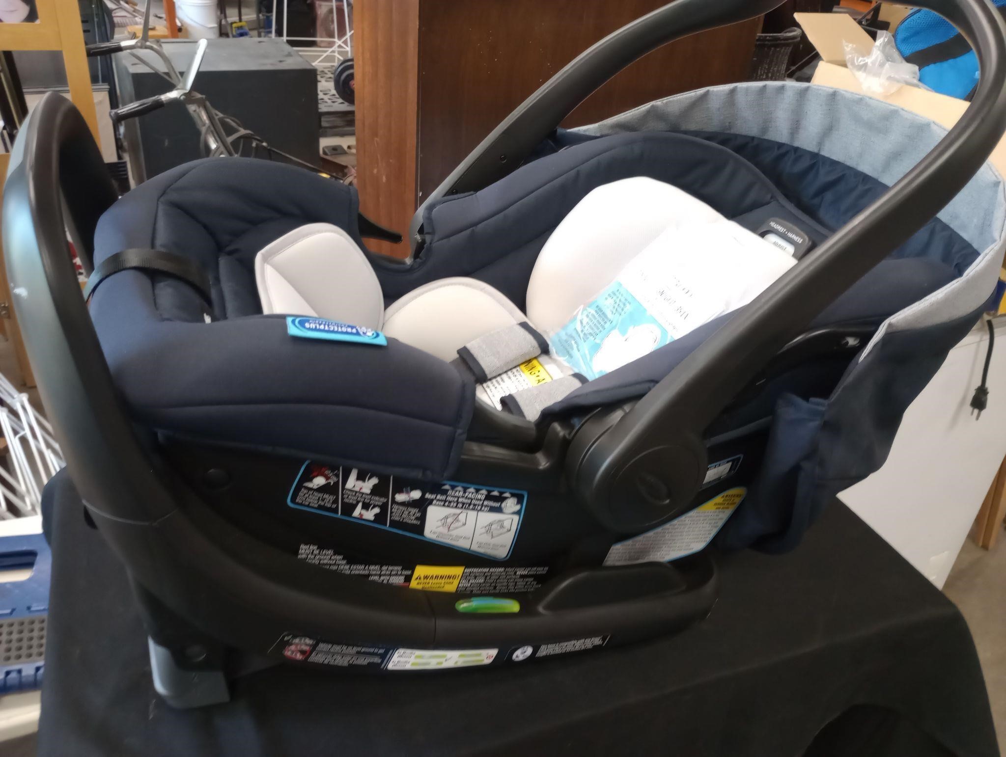 Graco car seat