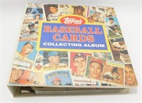 612 MLB Cards in a Folder