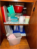 Cabinet Contents: Tupperware, etc.