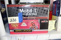 Die Cast Cars Danny Lasoki & Mobil 1 Racing