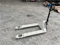 Crown Pallet Jack