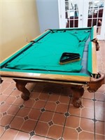 NICE POOL TABLE