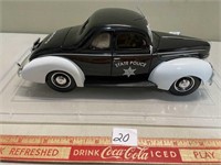 CAST STATE POLICE CAR DISPLAY