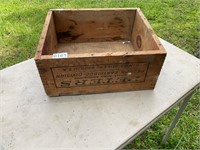 Peters Wooden Ammo  box.  Size in pictures