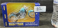 1/18 SCALE ROAD TRACK DIE CAST MOTORCYCLE
