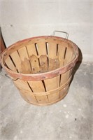 Small Plain Apple Basket