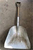 The wood company aluminum shovel