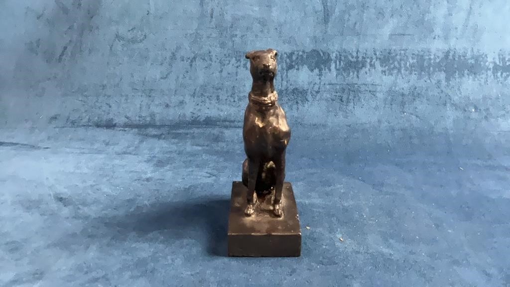 Bronze dog