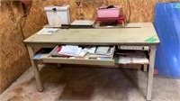 Table w/drawer & Contents