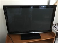 Panasonic 42" Flat Screen TV