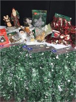 5 PACKAGES OF NEW TINSEL GARLAND AND OTHER