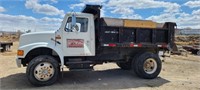 2000 International 5 Yard Dump Truck w/ 7.3 Liter
