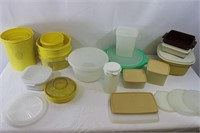 Assorted Vintage Tupperware & Eagle Containers
