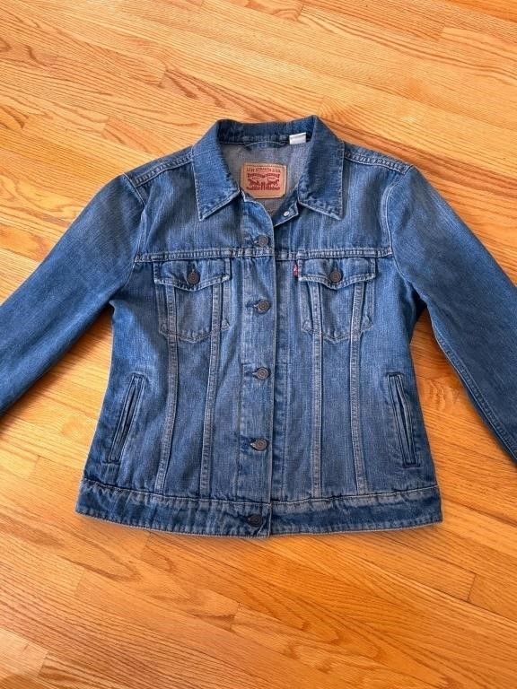 Vintage Levi Strauss Denim Jacket women's sz