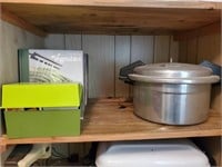 Pressure Cooker & Cookbooks