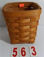 11088 Small Basket with Plastic Liner