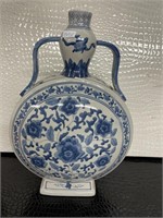 Blue/White Porcelain Vessel
