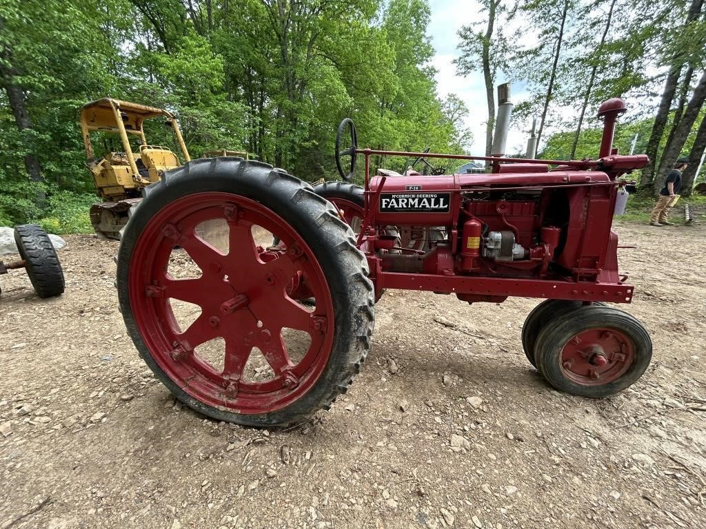 Vintage Tractors• Dozers • Mowers • Personal Property