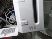Wii & Controllers for 2 Players