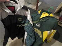 2 super nice Green Bay Packer winter jackets Large