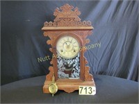 Vintage Delos key wind mantel clock