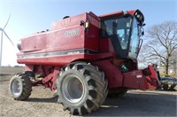 Case IH 1660 Axial Flow Combine w/1020 Flexhead an