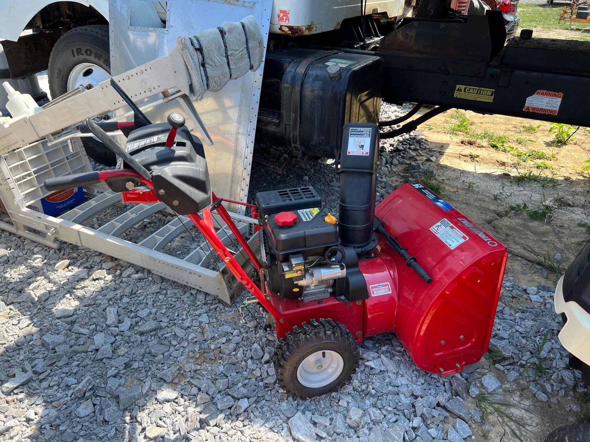 Troy Bilt 24" Snow Blower