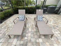 2PC OUTDOOR LOUNGE CHAIRS