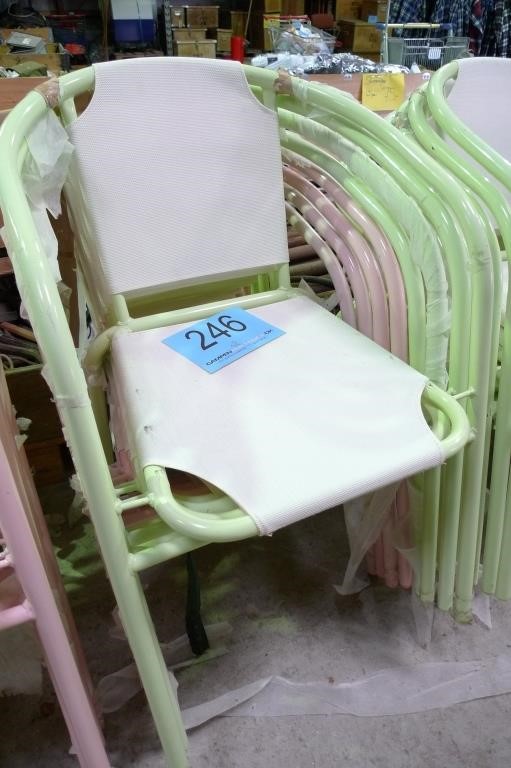 8 pastelfarvede caféstole | Auktioner A/S