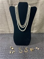 MIXED LOT PEARL JEWELRY