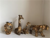 GLASS ANIMALS AND ANIMAL MOTIF FIGURES AND VASES