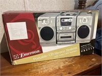 Vintage Emerson Portable CD Stereo System