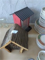 Birdhouse and bird feeder