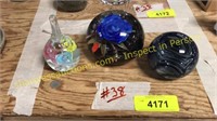 3 glass paperweights