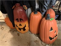 LOT OF HALLOWEEN DECOR