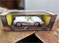 NEW 1958 CORVETTE Collectable Car Scale 1:18
