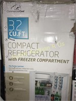 COMMERCIAL COOL $200 RETAIL 3,2 CU FT