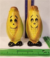 Japan anthropomorphic Salt&Pepper shaker corn