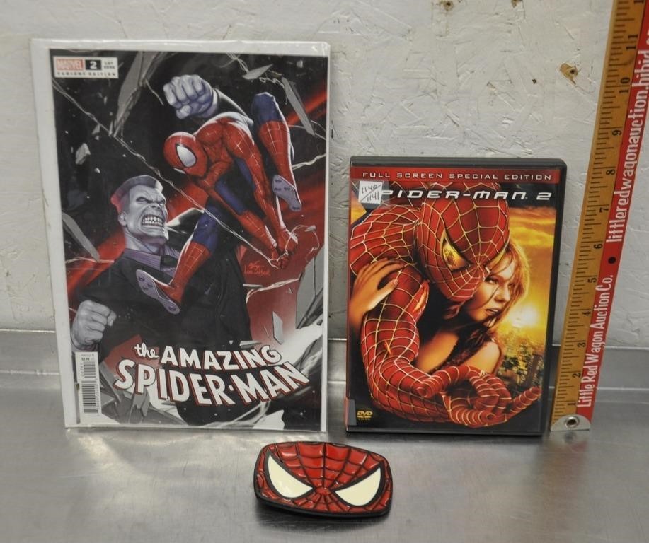 Spiderman comic, DVD & belt buckle