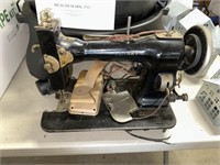 ANTIQUE SEWING MACHINE