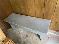 4' wooden bench