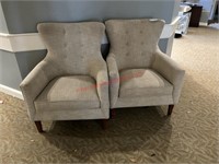 LOT - UPHOLSTERED FURNITURE