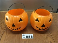 PLASTIC PUMPKIN DECOR