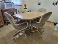 KITCHEN TABLE & 4 ROLL AROUND CHAIRS