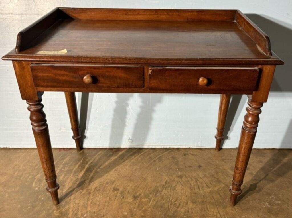 20th Century Traditional Writing Desk
