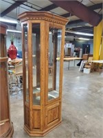 NICE WOODNE TALL CURIO CABINET - GLASS SHELVES